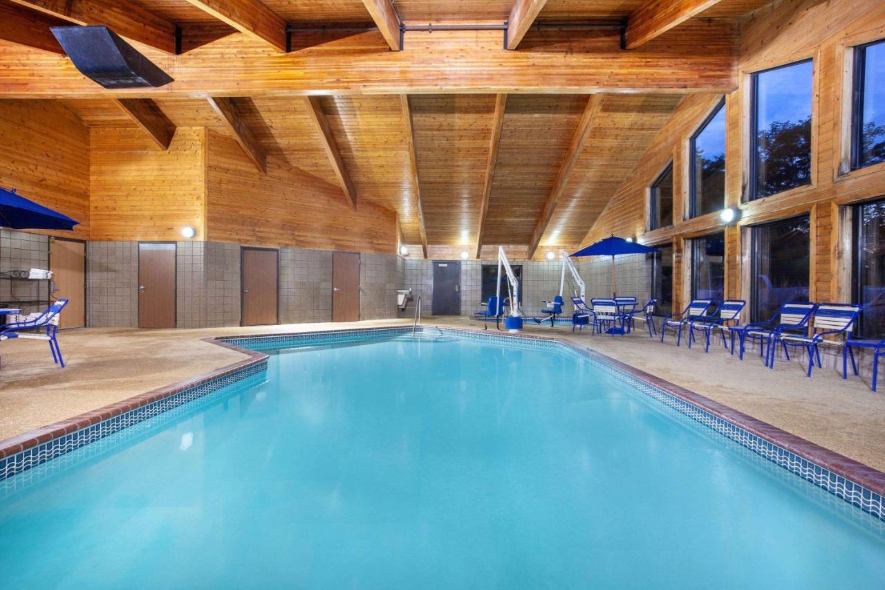Americinn By Wyndham Stillwater Buitenkant foto